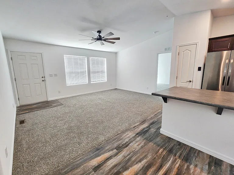 840 S Navajo Dr — Photo 6