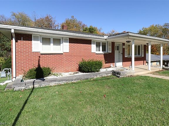 4th image of 715 Douglas Ave