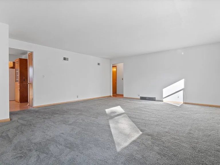 1651 N 116th St #1651 — Photo 3