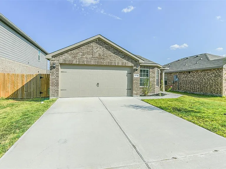 15238 Snowdrop Field Dr — Photo 37