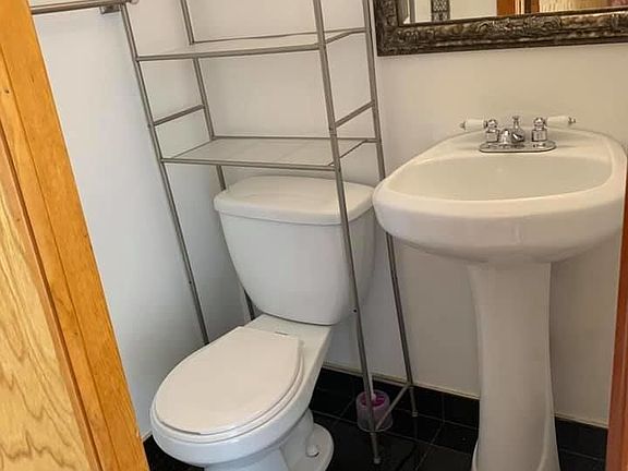 3rd image of 412 Clifton Ave #1