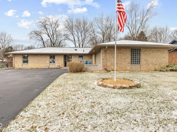 8026 Delbrook Dr, Indianapolis, IN 46260