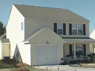 7827 Montbrook Dr, Charlotte, NC 28214