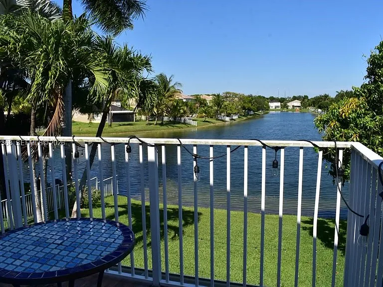 5273 SW 158th Ave — Photo 31
