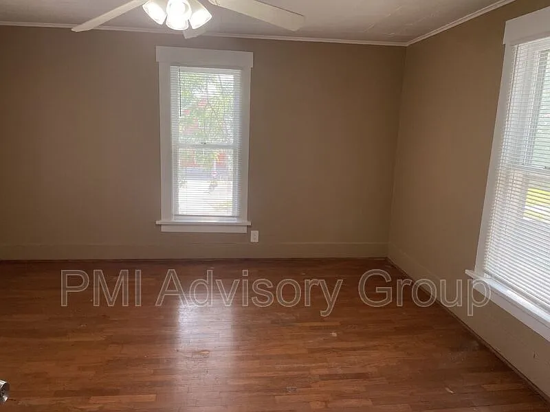 2 bed, 1.5 bath, 1257 sqft, $1,020 — Photo 4