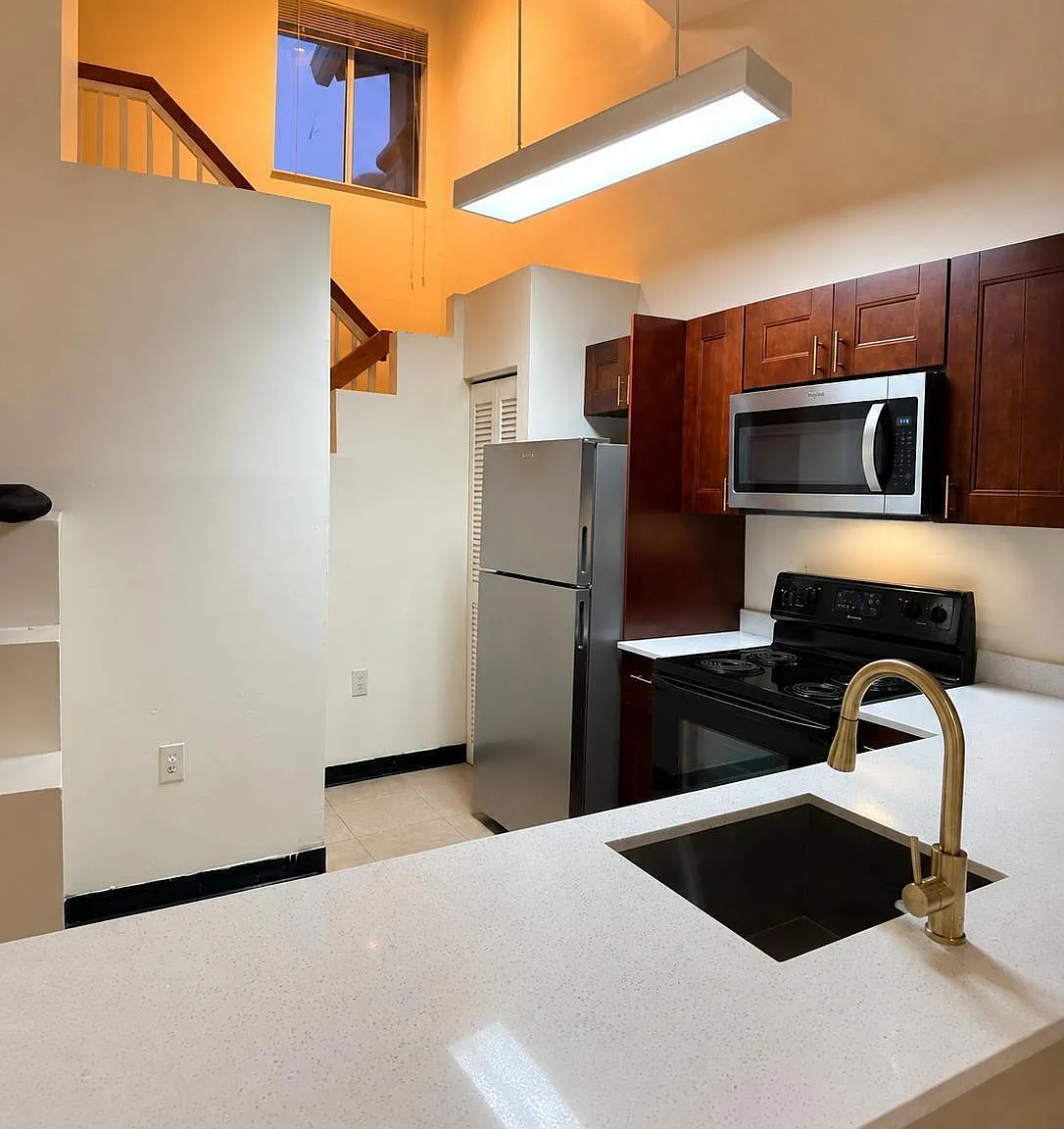 2 bed, 2.0 bath, 1120 sqft, $2,100 — Photo 3