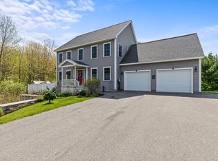 10 Memory Ln, Scarborough, ME 04074