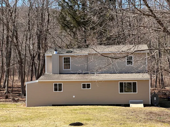 (undisclosed Address), Pawling, NY 12564