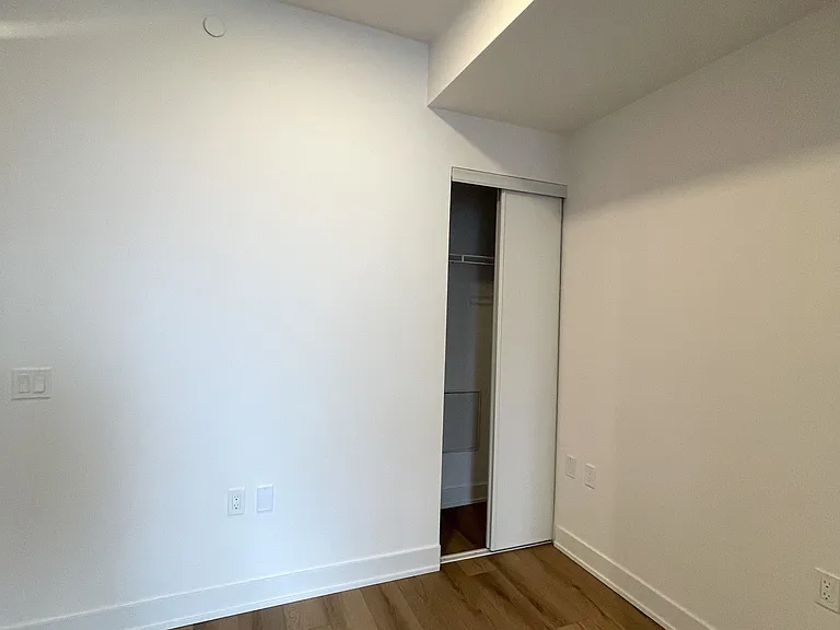 758 Dovercourt Rd #506 — Photo 9