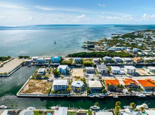 184 Bahama Ave, Key Largo, FL 33037