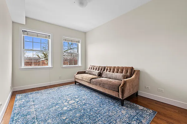 Rented by Compass | media 14