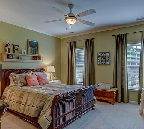 5th image of 3229 Club Breeze Dr