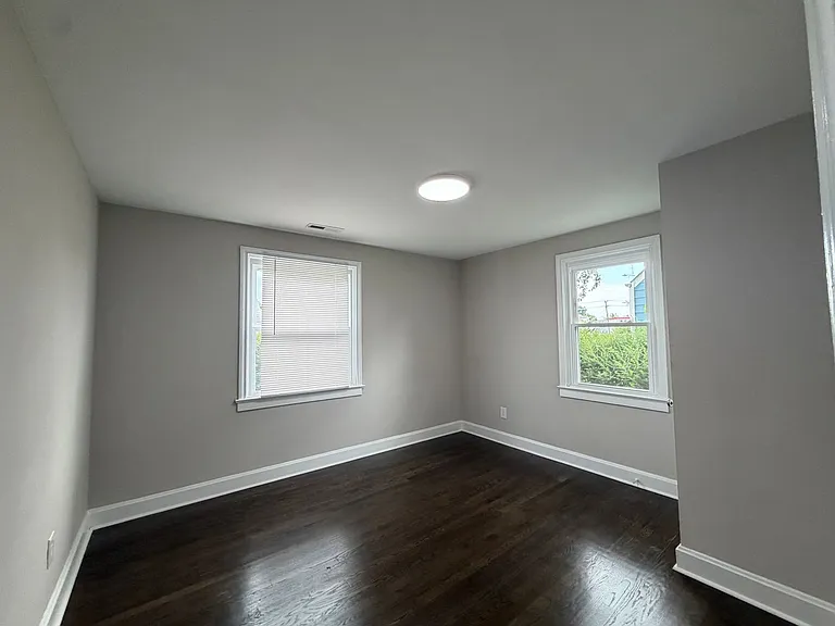 3912 Pinalto Dr — Photo 14