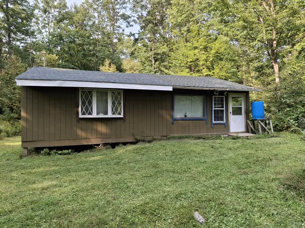 Hardwood Trl, Evart, MI 49631