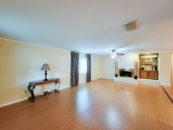 4th image of 3702 Lonniewood Dr