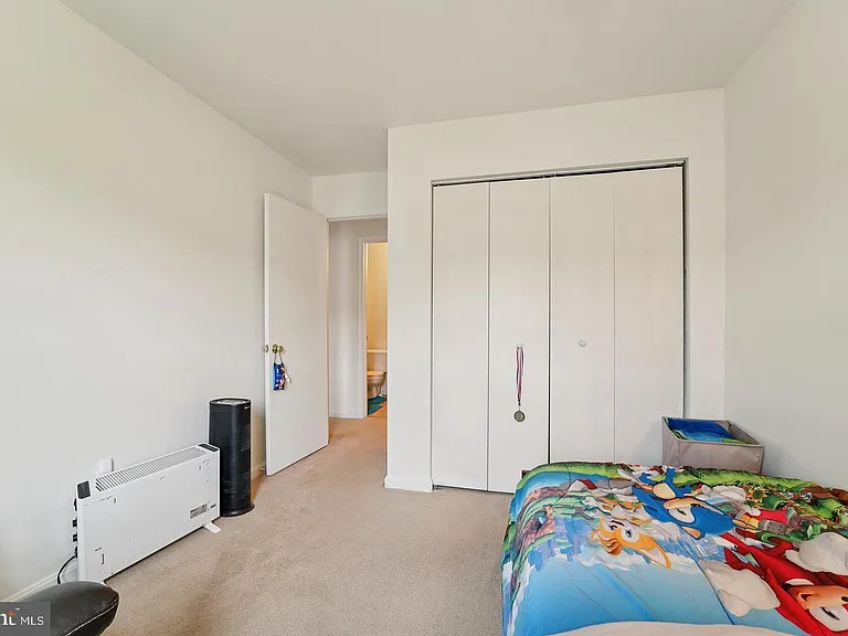 7206 Rutherford Green Cir — Photo 10