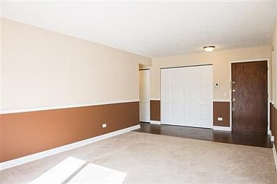 3rd image of 1118 N Dale Ave APT 2F