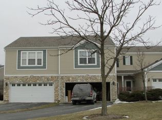 3967 Blackstone Dr, Aurora, IL 60504