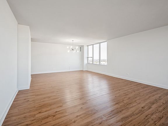5th image of 5201 S Cornell Ave APT 24B