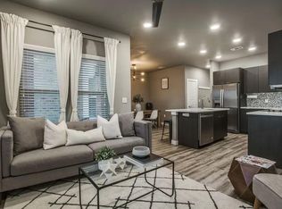 319 Tonga St, Dallas, TX 75203