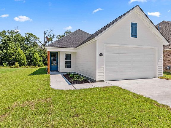 3rd image of 10612 Highland Lakes Dr