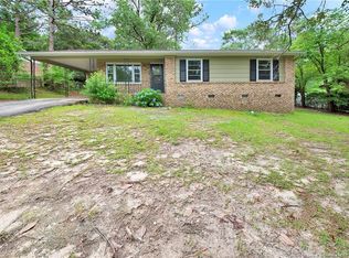7609 Jennings Ln, Fayetteville, NC 28303