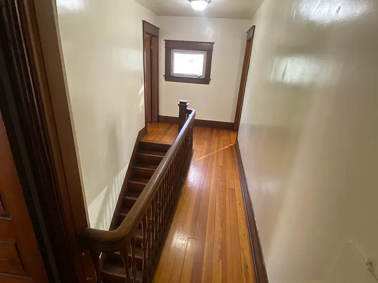 920 E St — Photo 17