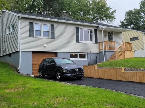 1648 Rita Rd, Vestal, NY 13850