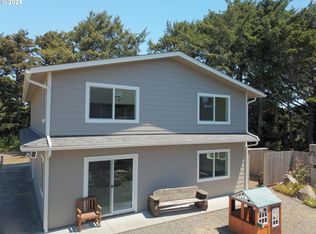 88271 Pond St, Florence, OR 97439