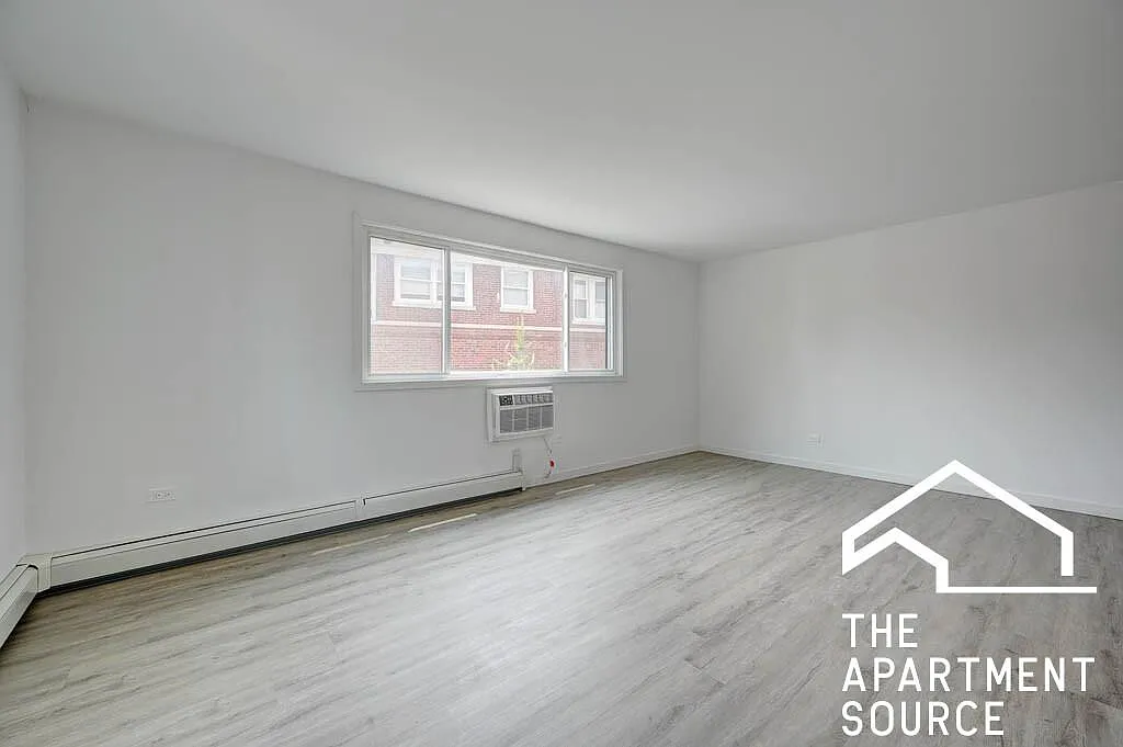 7621 North Sheridan Road #2H — Photo 4
