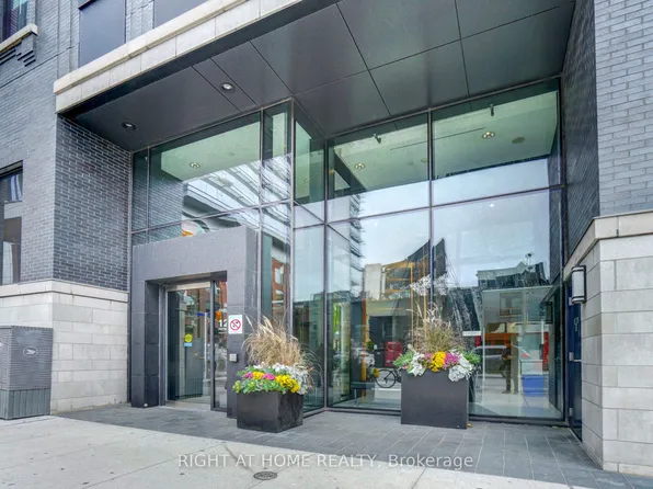 125 Peter St, Toronto, ON