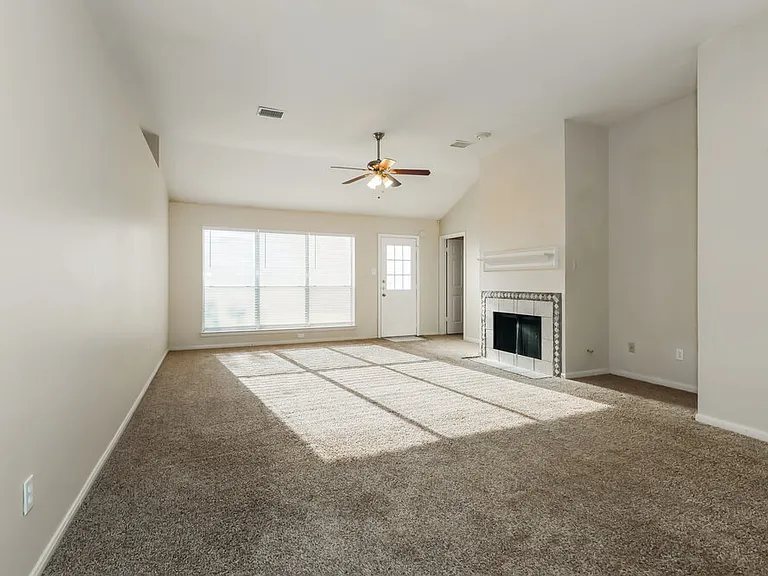 31164 N Head Dr — Photo 3