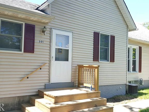 3rd image of 301 S West St