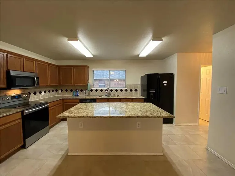 6315 Tara Ln — Photo 6