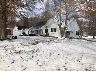 909 Gilda Dr, Windber, PA 15963