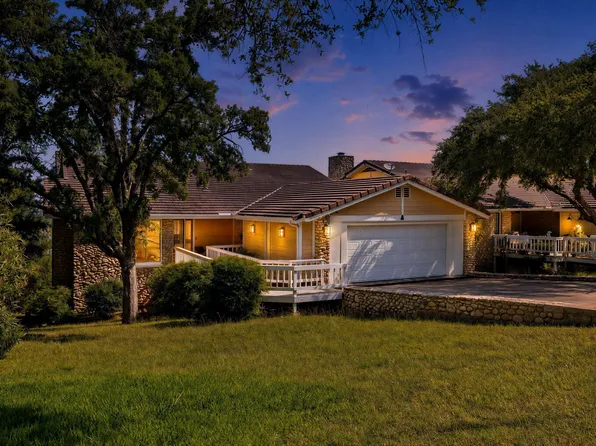 310 Dogie Dr #A, Horseshoe Bay, TX 78657