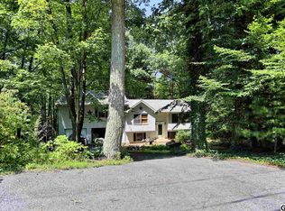 680 Mountain Rd, Shermans Dale, PA 17090