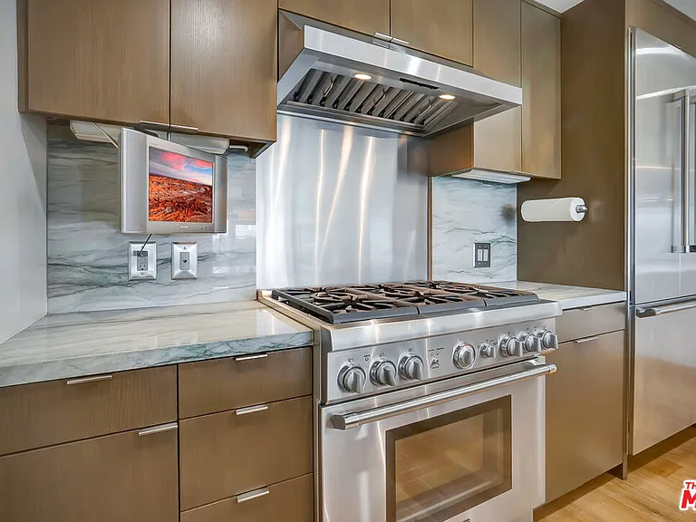 1705 Ocean Ave #508 — Photo 7