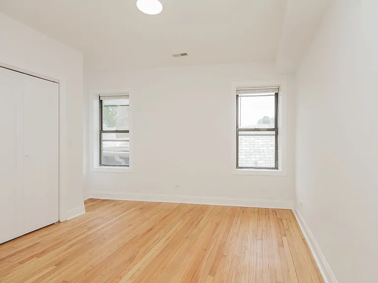 37 SQUARE APARTMENTS — Photo 13