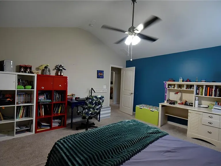 1805 Kingsbridge Ct — Photo 29