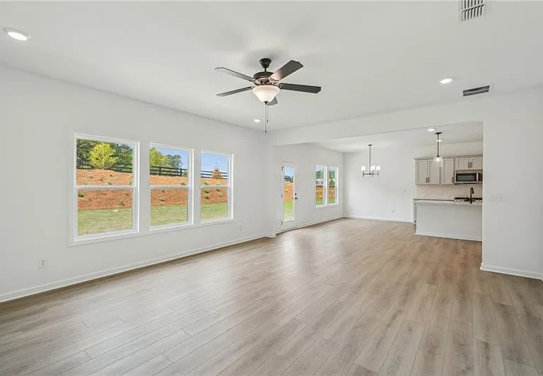 522 Silverleaf Trl — Photo 10