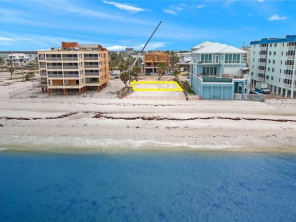 5th image of 756 Estero Blvd