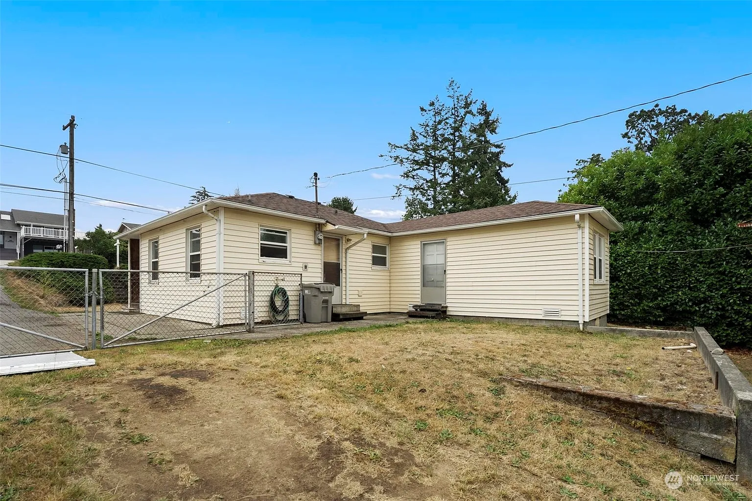 7212 S 128th Street photo 1