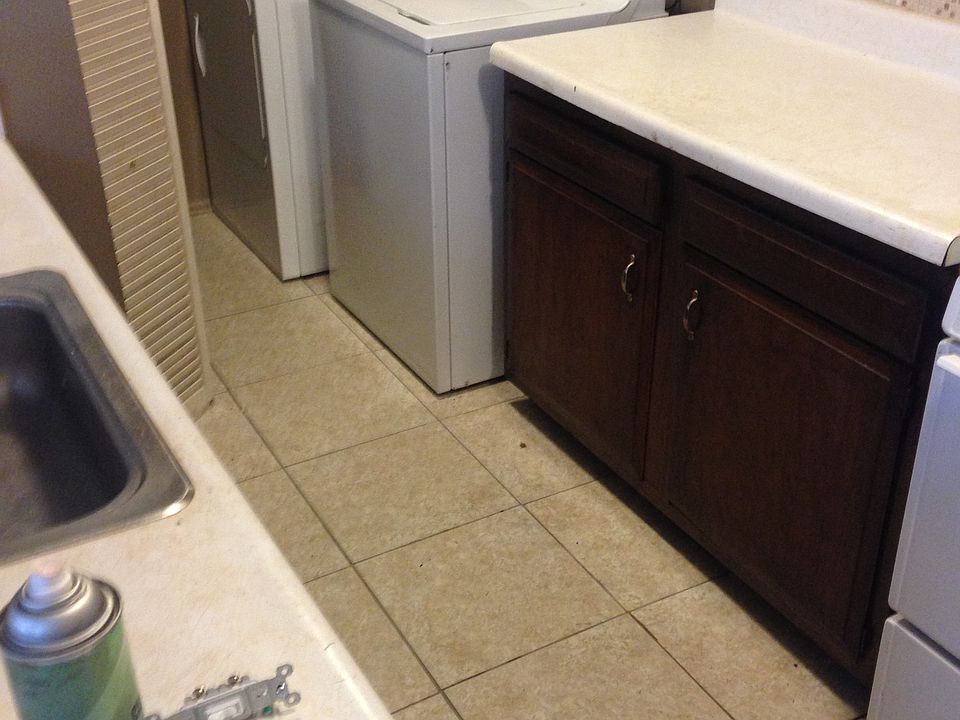 2nd image of 1267 Prairie Ave Unit A