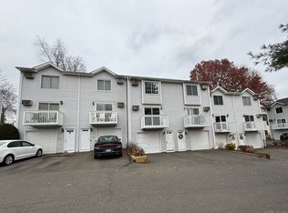1001 Old Colony Rd APT 2-4, Meriden, CT 06451
