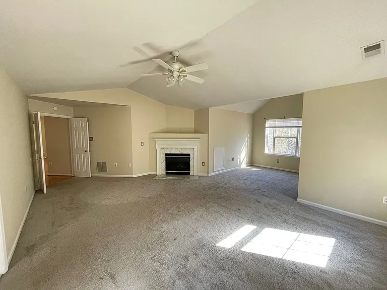 15518 Toddsbury Ln — Photo 15