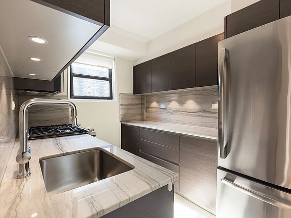 3rd image of 141 E 33rd St APT 14D