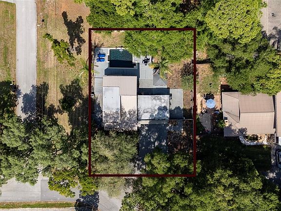 4th image of 357 Ridgewood St