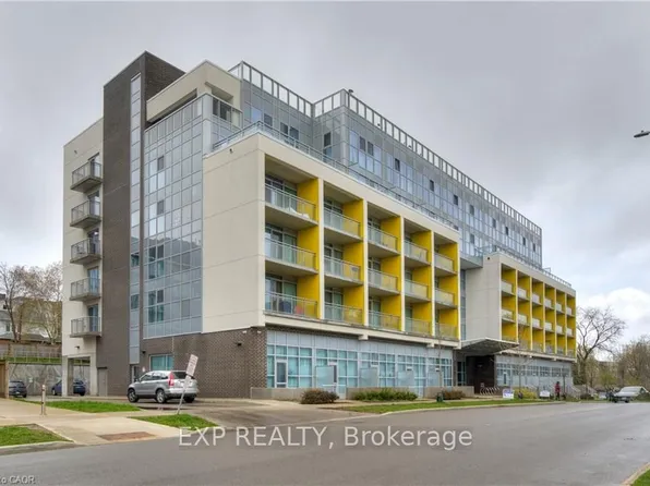 257 Hemlock St #607, Waterloo, ON N2L 0K2