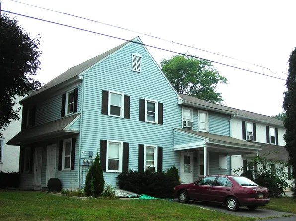 787 Walnut St APT 11, Honey Brook, PA 19344